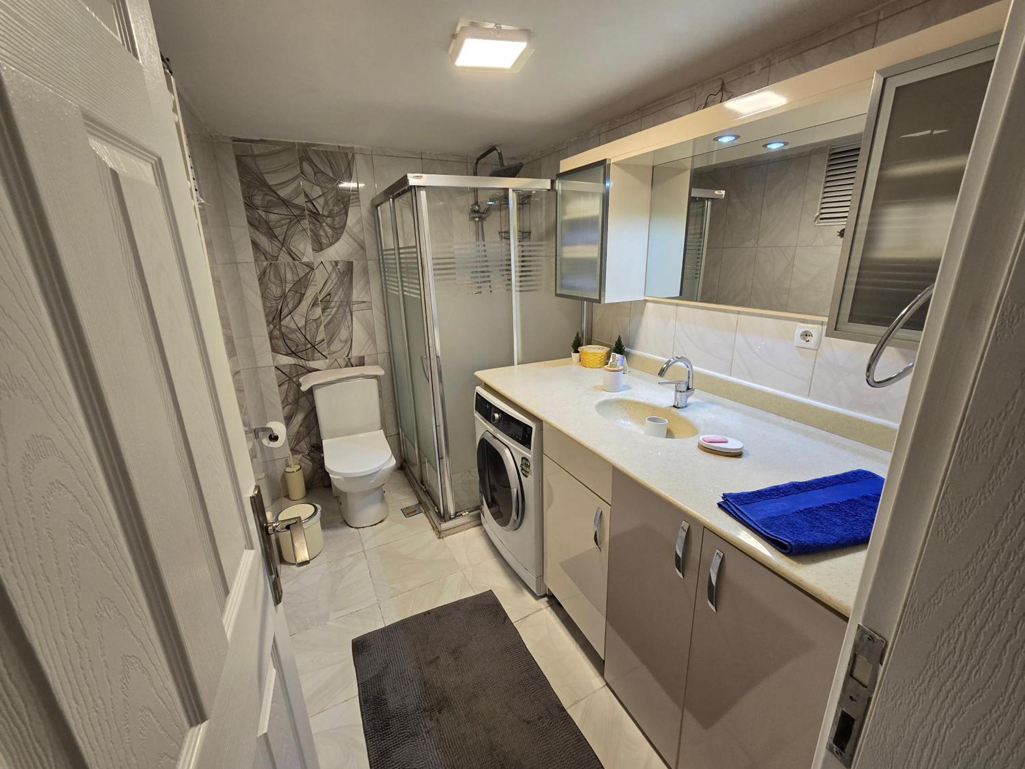 Apartmán 3+1 , Historical Elevator, Warm House Next To Sea İzmir Exteriér fotografie