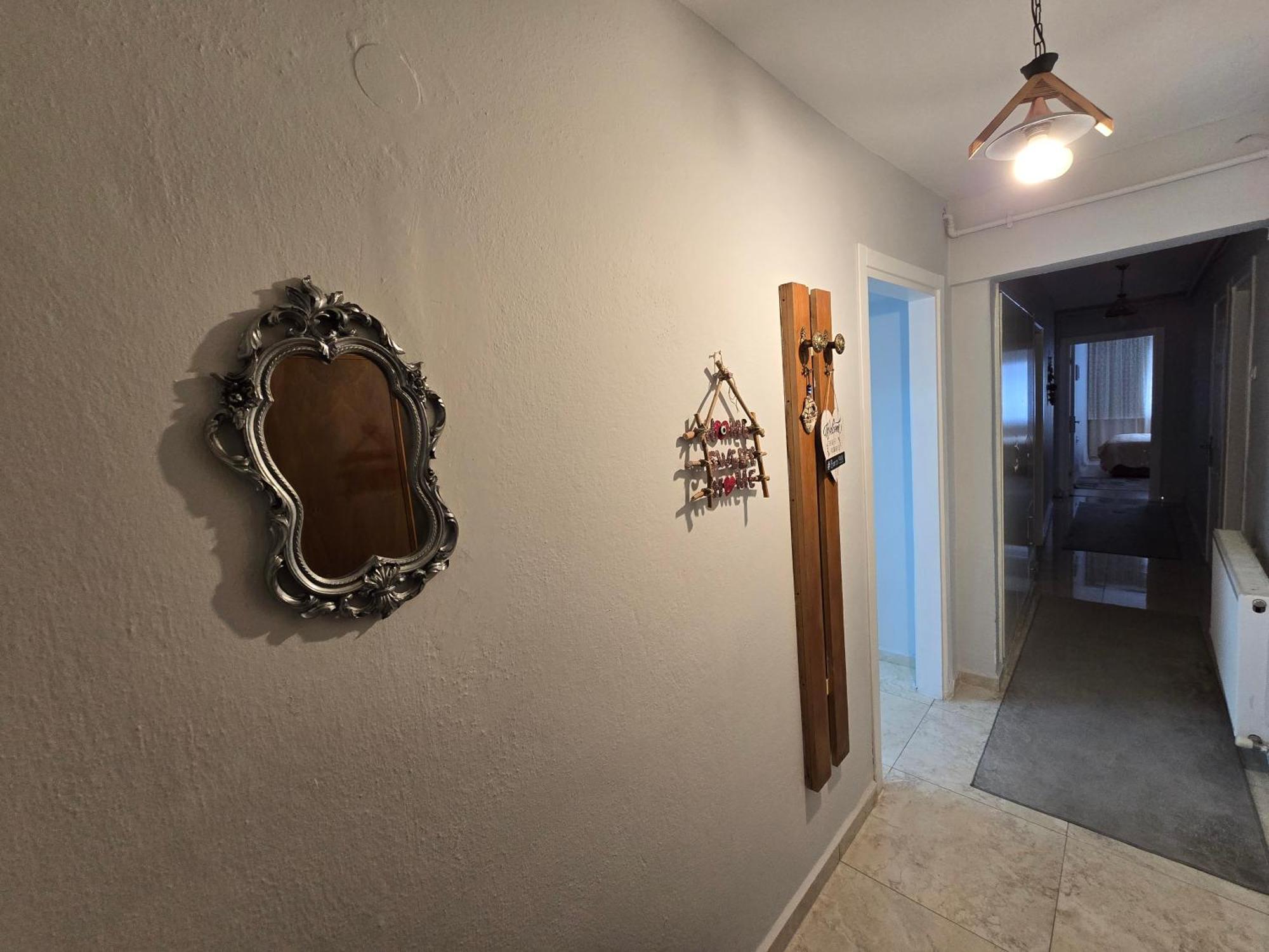 Apartmán 3+1 , Historical Elevator, Warm House Next To Sea İzmir Exteriér fotografie